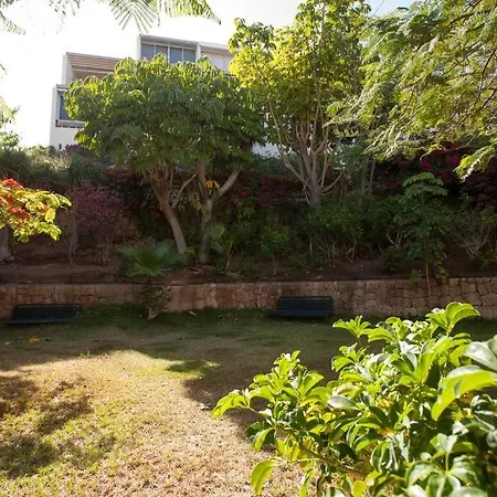 Modern 2 Bed Penthouse Americas Centre Of Town With A Pool And Ocean Views Apartamento *