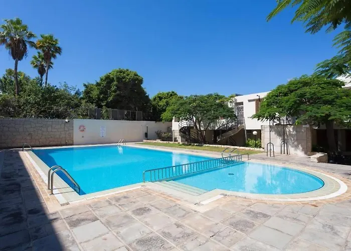 Apartmán Modern 2 Bed Penthouse Americas Centre Of Town With A Pool And Ocean Views Playa de las Americas (Tenerife)