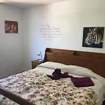 Modern 2 Bed Penthouse Americas Centre Of Town With A Pool And Ocean Views 아파트