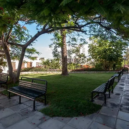 شقة Modern 2 Bed Penthouse Americas Centre Of Town With A Pool And Ocean Views *